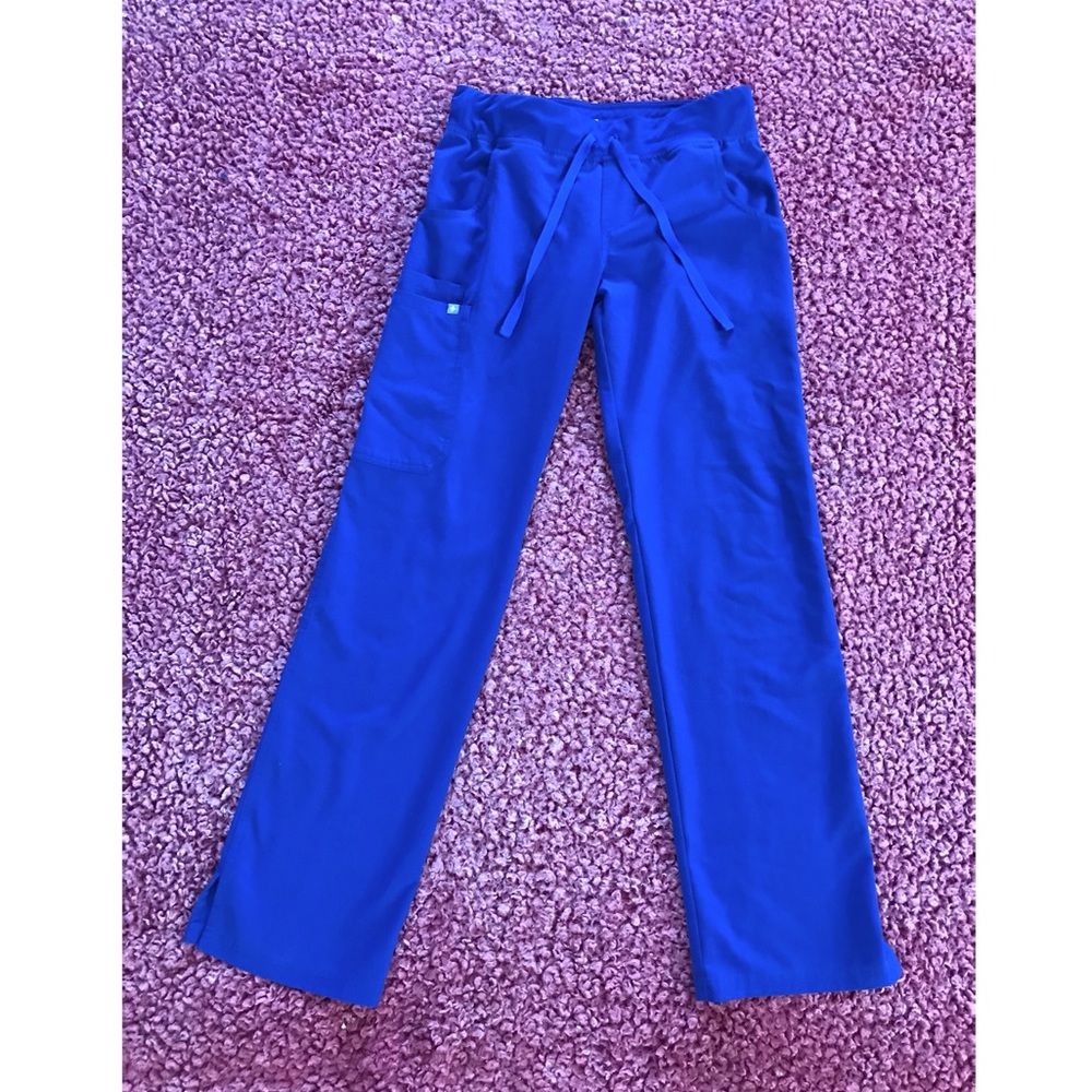 FIGS Deep Royal Blue XS Kade Cargo Scrub Pants